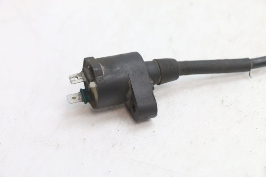 photo de BOBINA PEUGEOT 103 SPX CLIP 50 (1989 - 1992) - Primer plano técnico