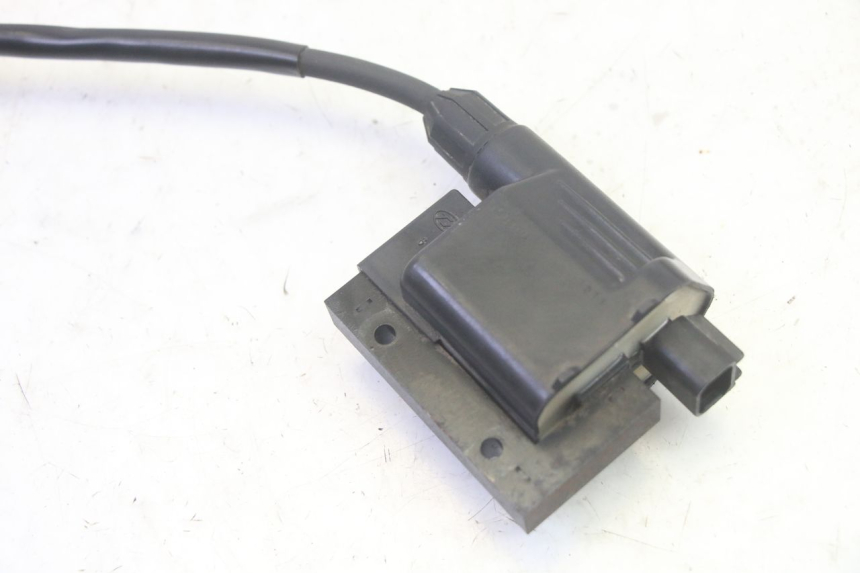 photo de BOBINA KYMCO AGILITY 16+ 4T 50 (2018 - 2023) - Detalles de los puntos de fijación