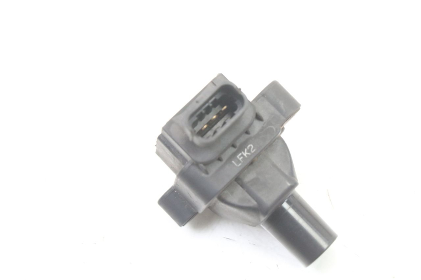 photo de BOBINA BMW C1 125 (2000 - 2003) - Primer plano técnico