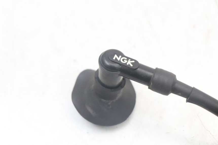 photo de BOBINA MBK BOOSTER SPIRIT 50 (2004 - 2017) - Detalles de los puntos de fijación