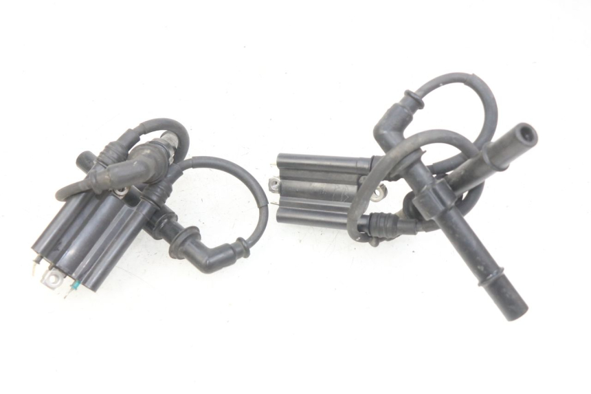 photo de BOBINA HONDA CB R 1000 (2018 - 2023) - Primer plano técnico