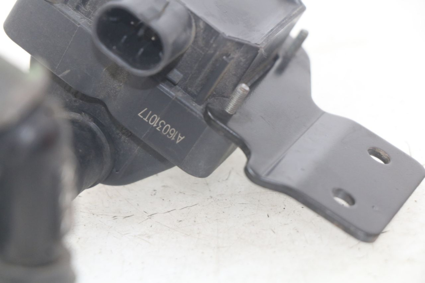 photo de BOBINA PEUGEOT GEOPOLIS 400 (2007 - 2013) - Detalle de la pieza