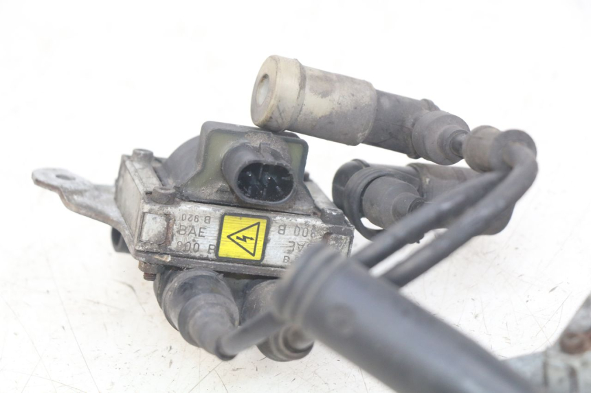 photo de BOBINA GILERA GP 800 (2007 - 2013) - Primer plano técnico