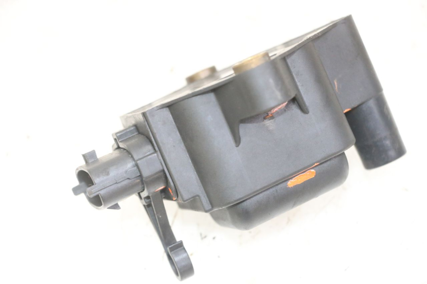 photo de BOBINA PIAGGIO MP3 LT 300 (2010 - 2016) - Primer plano técnico