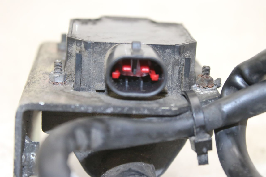 photo de BOBINA PIAGGIO MP3 RL 250 (2006 - 2010) - Primer plano técnico