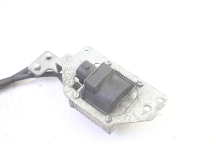 photo de BOBINA PIAGGIO MP3 500 (2016 - 2018) - Detalles de los puntos de fijación