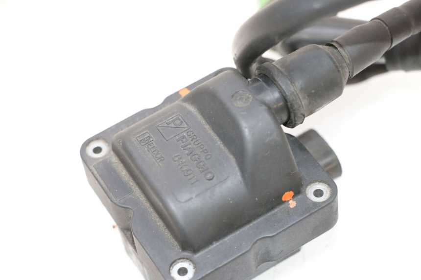 photo de BOBINA PIAGGIO MP3 RL 250 (2006 - 2010) - Primer plano técnico