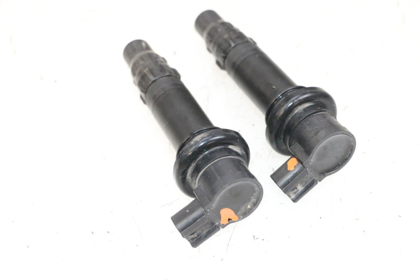 photo de BOBINA YAMAHA MT-07 MT07 ABS 700 (2018 - 2020) - Detalles de los puntos de fijación