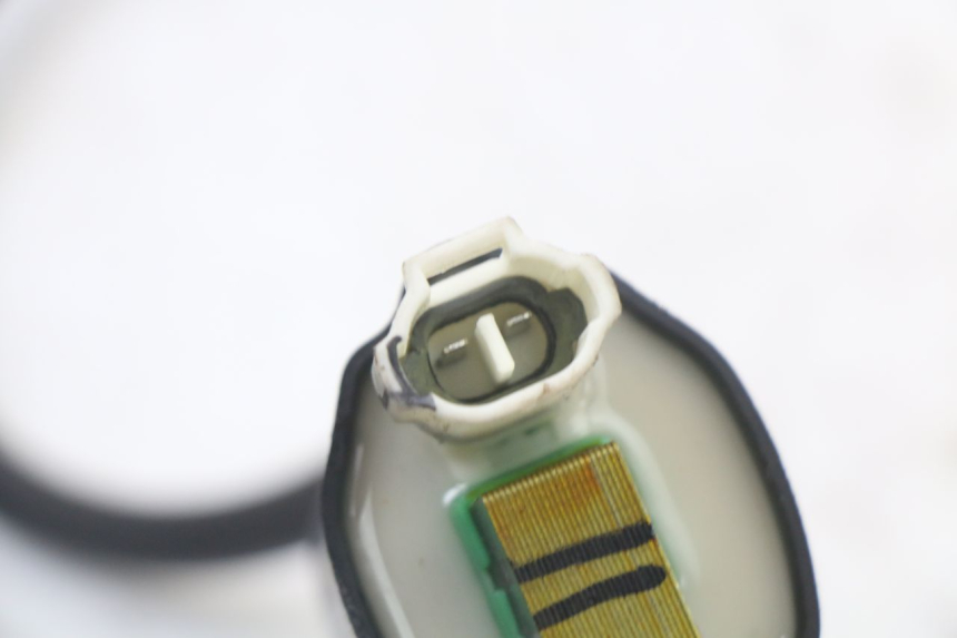 photo de BOBINA ROYAL ENFIELD SCRAM 411 (2022 - 2024) - Detalles de los puntos de fijación