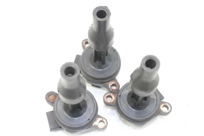 photo de BOBINA TRIUMPH SPRINT ST 955 (1999 - 2001) - Detalle de la pieza