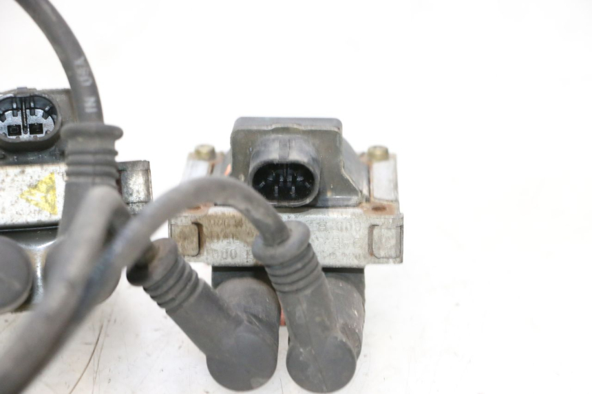 photo de BOBINA DUCATI SS IE DS CARENEE 1000 (2002 - 2006) - Otra perspectiva