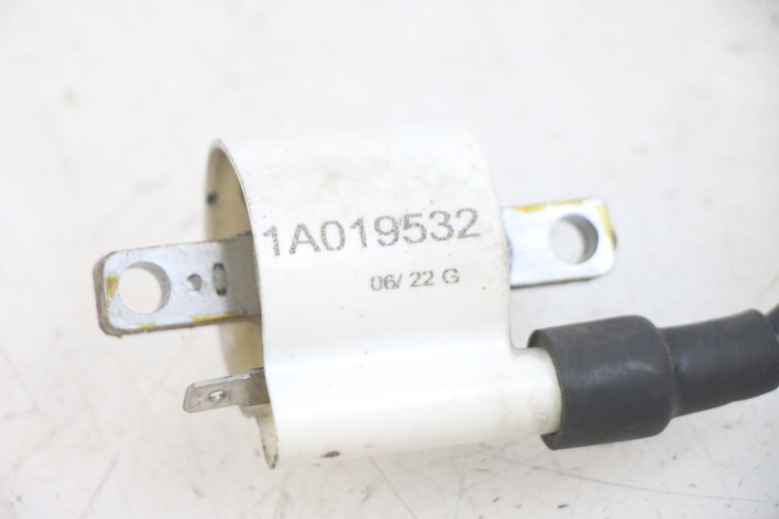 photo de BOBINA APRILIA SXR 50 (2021 - 2023) - Primer plano técnico