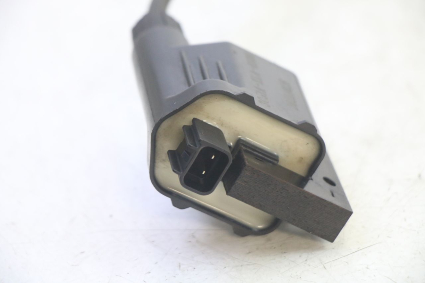 photo de BOBINA PEUGEOT TWEET PRO EFI 4T 50 (2021 - 2022) - Estado de la superficie y material