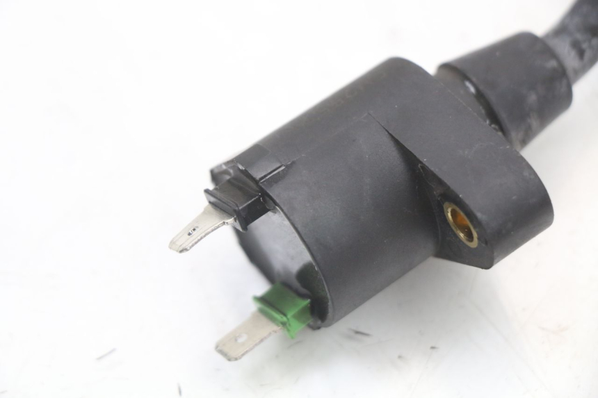 photo de BOBINA PIAGGIO VESPA PRIMAVERA 4T 50 (2021 - 2024) - Otra perspectiva