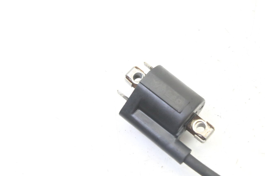 photo de BOBINA YAMAHA XMAX X-MAX 125 (2006 - 2009) - Primer plano técnico