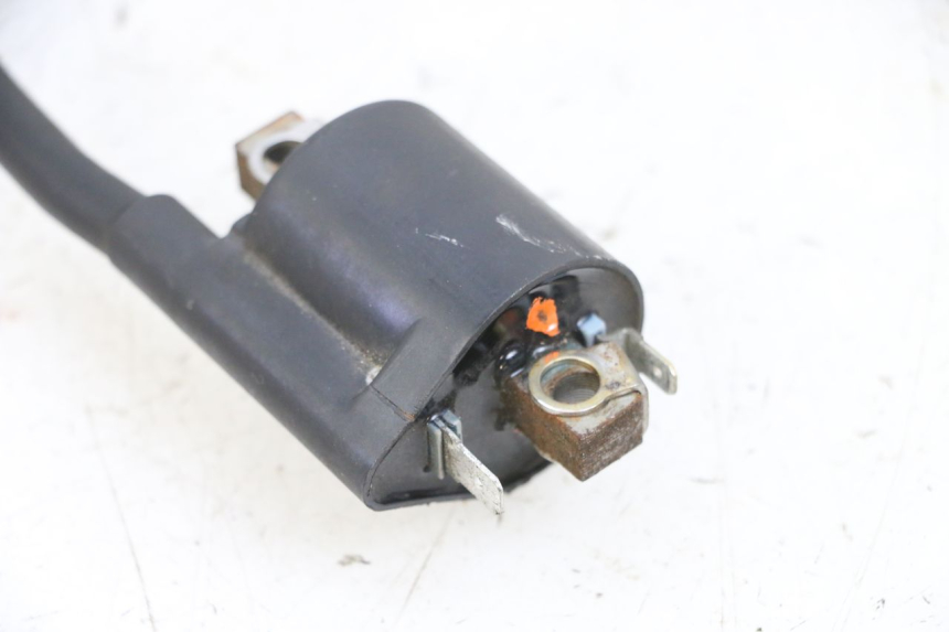 photo de BOBINA YAMAHA XMAX X-MAX 125 (2006 - 2009) - Primer plano técnico