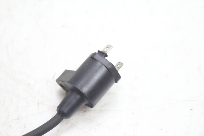photo de BOBINA PIAGGIO X8 STREET 125 (2006 - 2007) - Detalles de los puntos de fijación