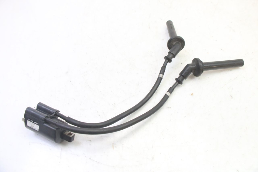 photo de BOBINA YAMAHA XJ6 ABS 600 (2008 - 2016) - Detalles de los puntos de fijación