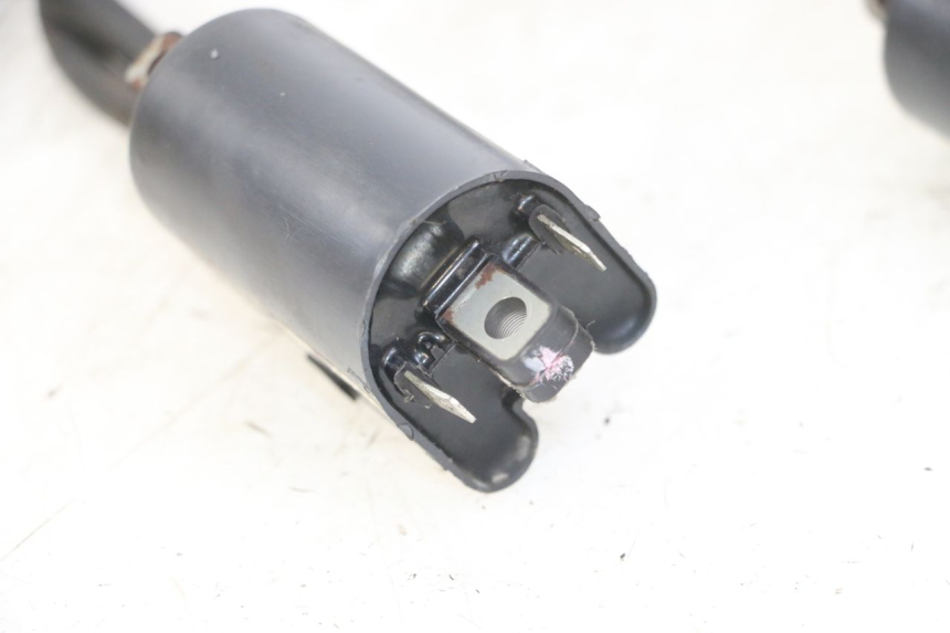 photo de BOBINA YAMAHA FZS FAZER 600 (2001 - 2003) - Estado de la superficie y material