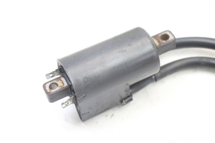 photo de BOBINA YAMAHA XJ6 600 (2008 - 2016) - Primer plano de alta resolución