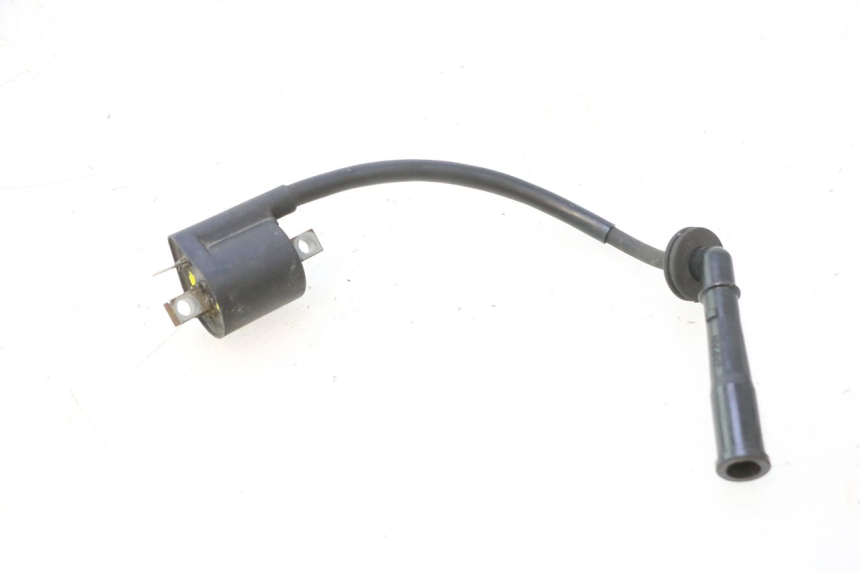 photo de BOBINA YAMAHA YP MAJESTY 125 (1998 - 2001) - Primer plano técnico