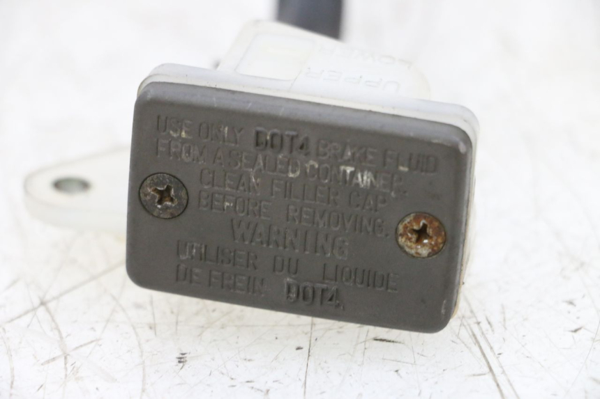 photo de TARRO FLUIDO FRENO SUZUKI GSXR GSX-R 1000 (2003 - 2004) - Otra perspectiva