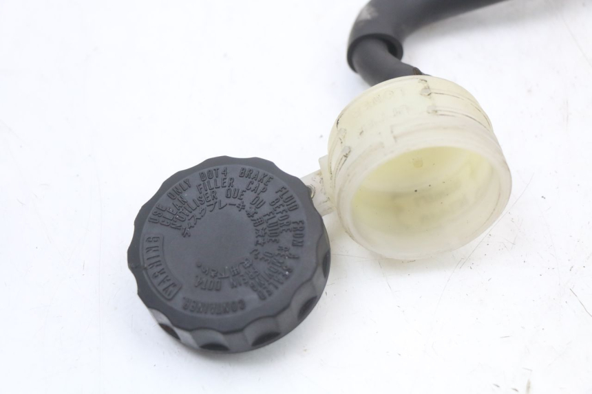 photo de DEPóSITO DE LíQUIDO DE FRENOS HONDA NTV DEAUVILLE 650 (1998 - 2001) - Primer plano técnico