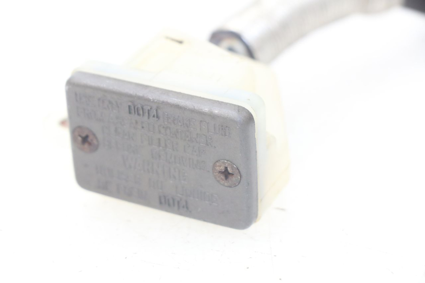 photo de DEPóSITO DE LíQUIDO DE FRENOS. SUZUKI XF FREEWIND 650 (1997 - 2003) - Otra perspectiva