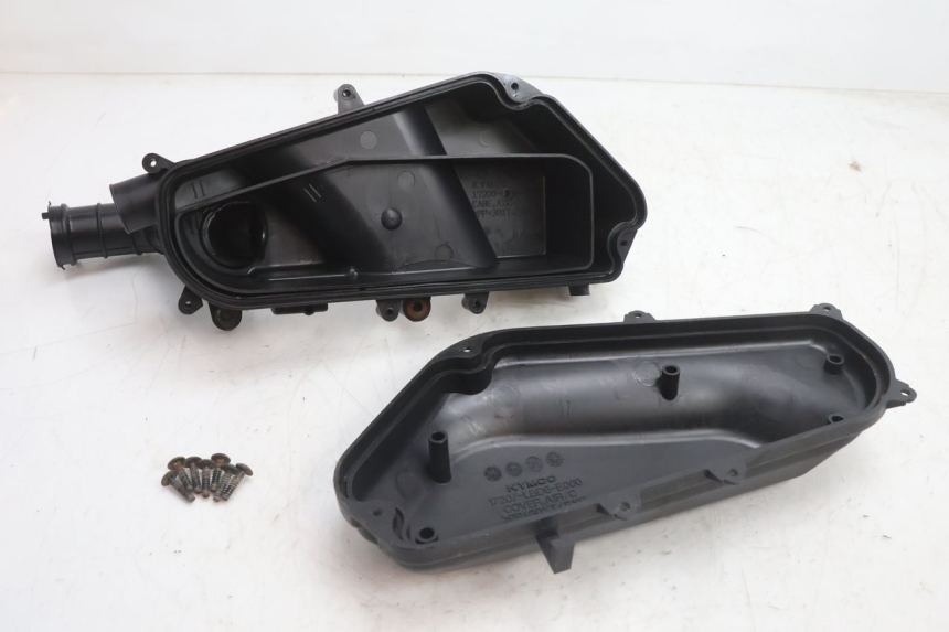 photo de CAJA DE AIRE KYMCO AGILITY 4T 50 (2005 - 2018) - Primer plano técnico