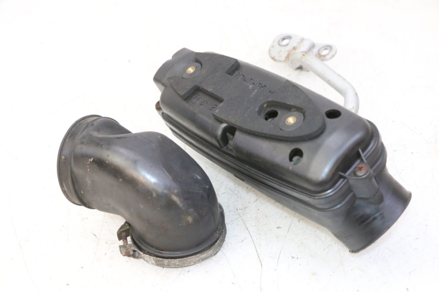 photo de CAJA FILTRO HYOSUNG GV AQUILA 125 (2000 - 2009) - Primer plano técnico