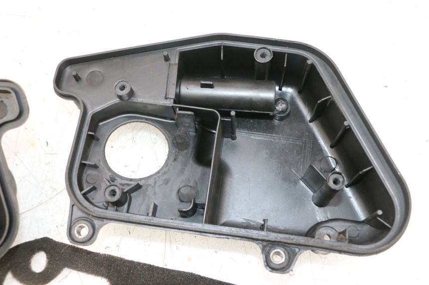 photo de CAJA DE AIRE MBK BOOSTER SPIRIT NAKED 50 (2004 - 2017) - Primer plano de alta resolución