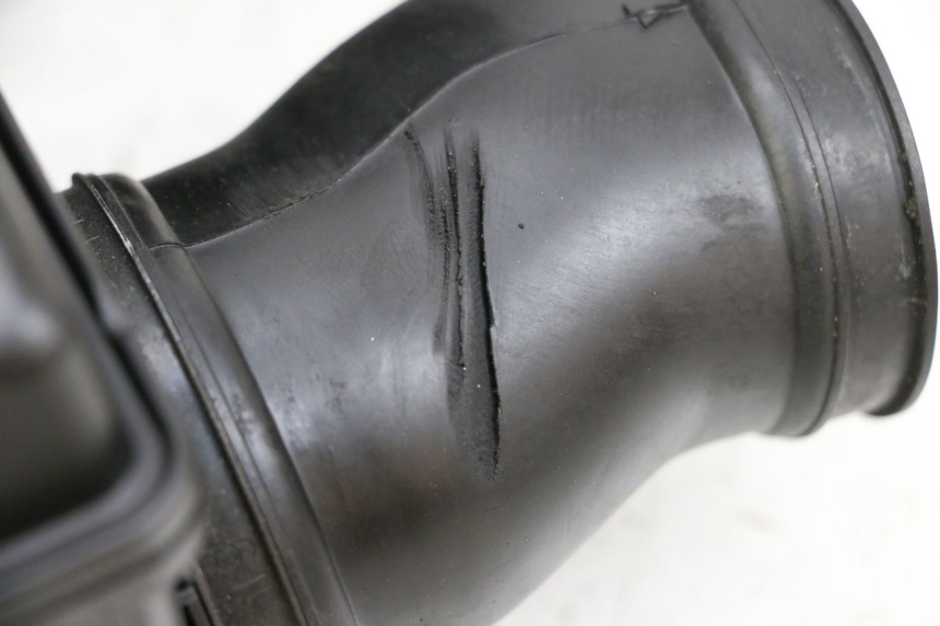 photo de CAJA FILTRO SUZUKI BURGMAN EXECUTIVE ABS 650 (2006 - 2012) - Detalle de la pieza