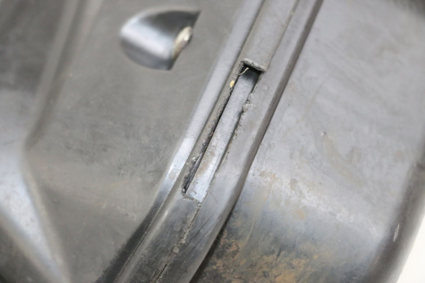 photo de CAJA FILTRO YAMAHA BW'S 50 (2004 - 2017) - Otra perspectiva