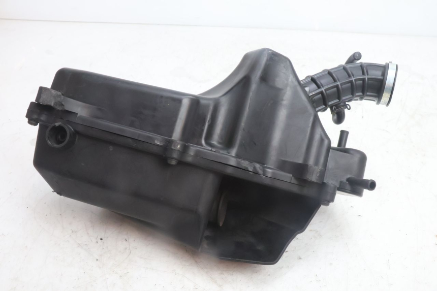 photo de CAJA DE AIRE YAMAHA BW'S BWS 125 (2010 - 2013) - Detalles de los puntos de fijación