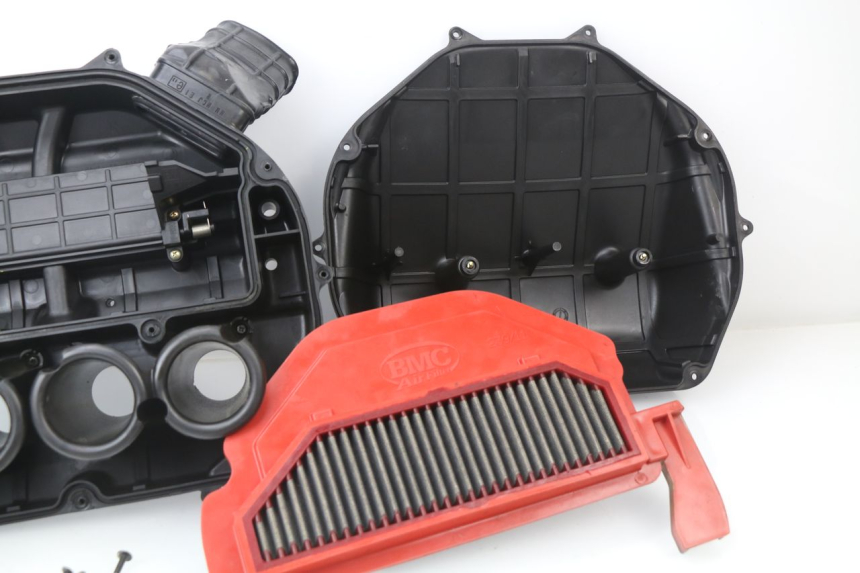 photo de CAJA FILTRO HONDA CBR 929 RR FIREBLADE 900 (2000 - 2001) - Detalle de la pieza