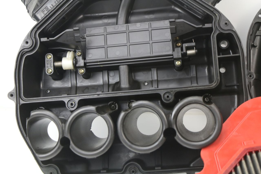 photo de CAJA FILTRO HONDA CBR 929 RR FIREBLADE 900 (2000 - 2001) - Zoom estado de uso