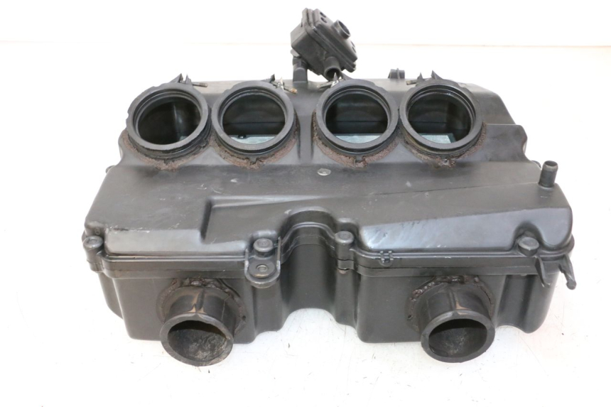 photo de CAJA DE AIRE HONDA CBR RR FIREBLADE 900 (1992 - 1994) - Detalle de la pieza