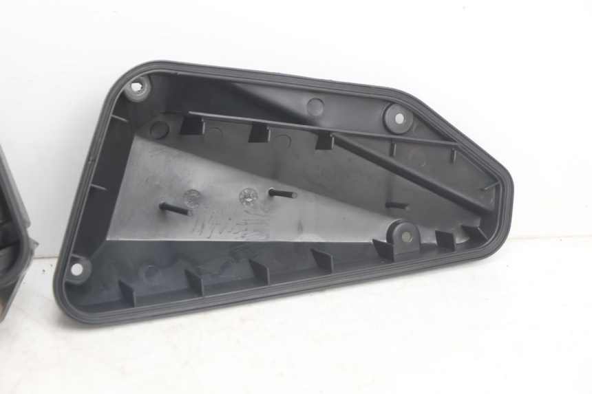 photo de CAJA FILTRO TGB CITY RS 50 (2011 - 2016) - Estado de la superficie y material