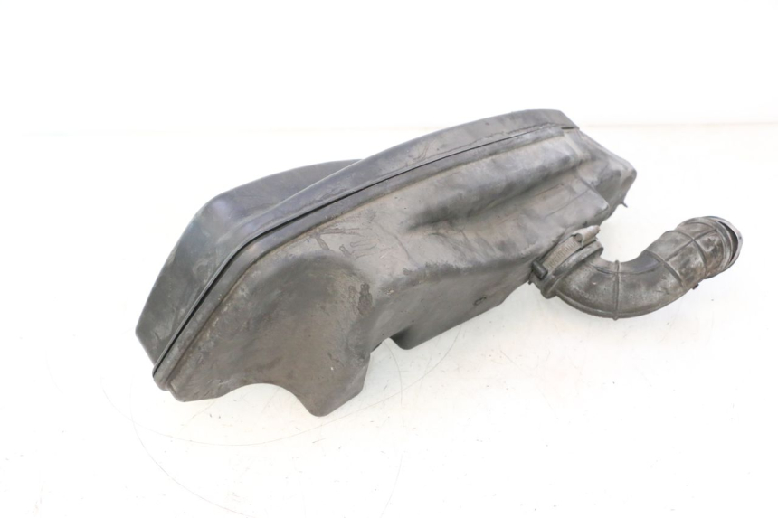 photo de CAJA DE AIRE PEUGEOT CITYSTAR 125 (2011 - 2017) - Primer plano técnico