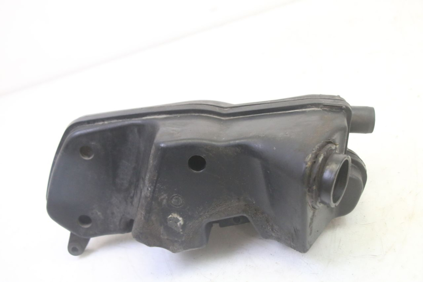 photo de CAJA DE AIRE PEUGEOT CITYSTAR 50 (2013 - 2017) - Primer plano técnico