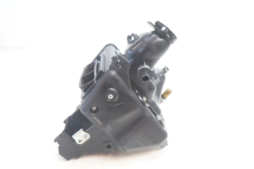 photo de CAJA FILTRO HONDA CRF CR-F 125 (2020 - 2021) - Primer plano técnico