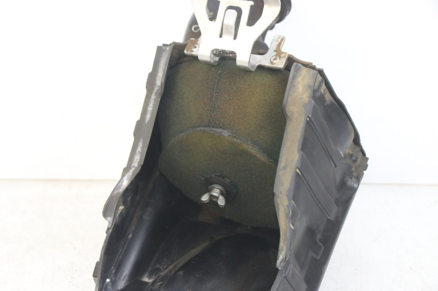 photo de CAJA DE AIRE HONDA CRF 250 (2010 - 2013) - Primer plano técnico