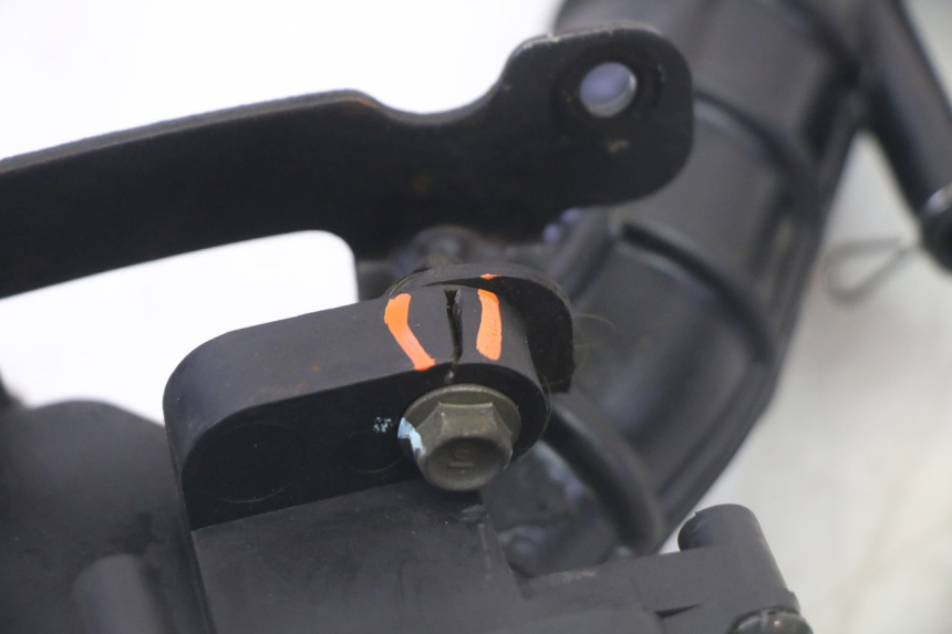 photo de CAJA DE AIRE SYM CROX 4T 50 (2016 - 2023) - Primer plano técnico