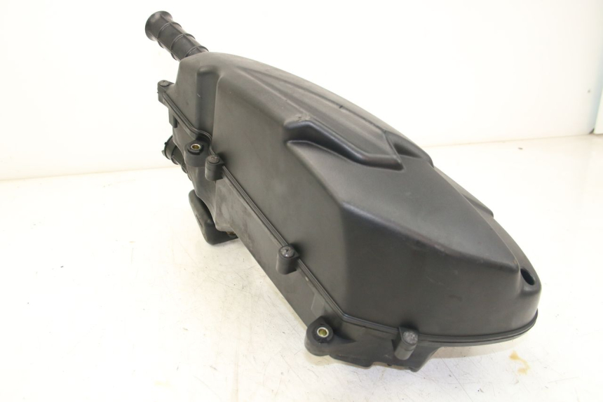 photo de CAJA DE AIRE KYMCO DOWNTOWN ABS 125 (2015 - 2017) - Primer plano técnico