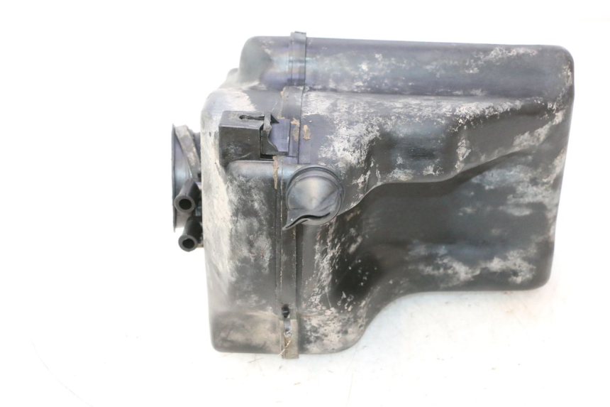 photo de CAJA FILTRO SUZUKI DR S 600 (1985 - 1989) - Detalles de los puntos de fijación