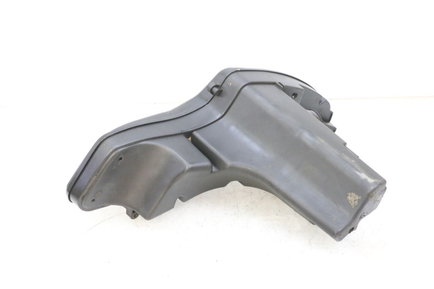 photo de CAJA DE AIRE PEUGEOT ELYSEO 125 (1999 - 2004) - Primer plano técnico