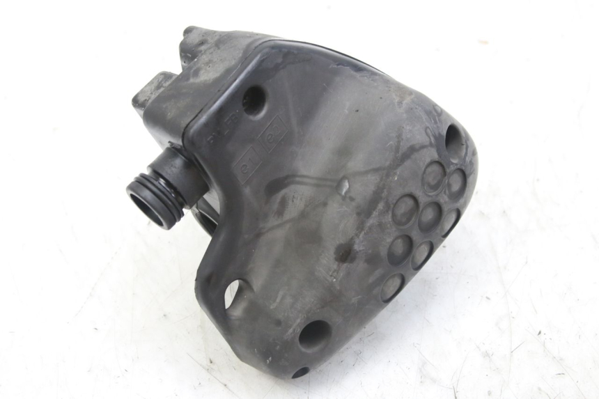 photo de CAJA DE AIRE PEUGEOT ELYSTAR 50 (2002 - 2014) - Primer plano técnico