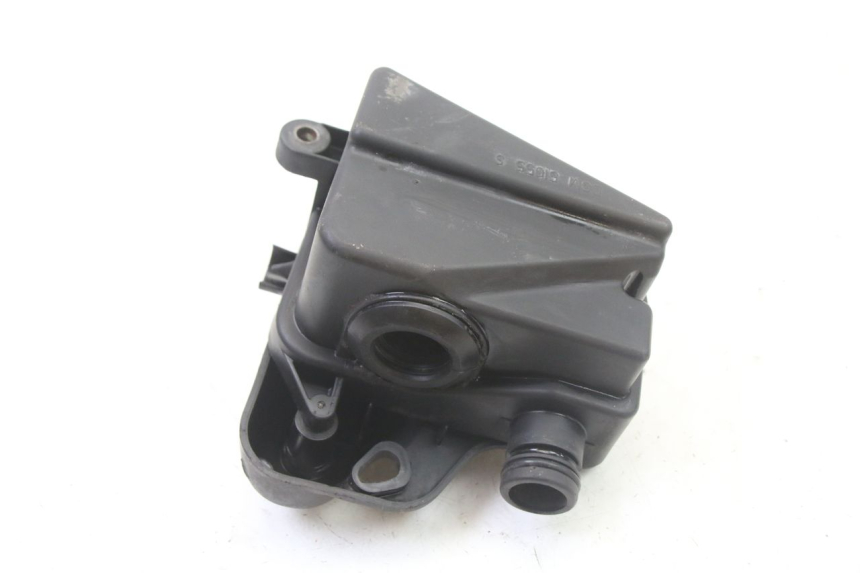 photo de CAJA DE AIRE PEUGEOT ELYSTAR 50 (2002 - 2014) - Primer plano técnico