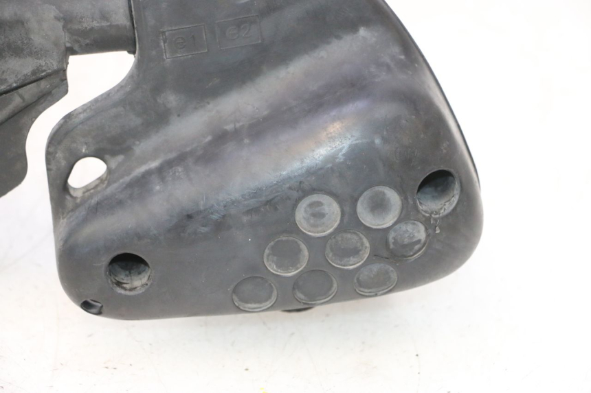 photo de CAJA DE AIRE PEUGEOT ELYSTAR 50 (2002 - 2014) - Primer plano de alta resolución