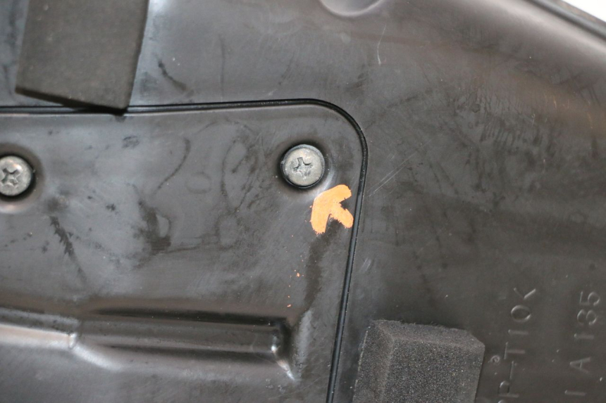 photo de CAJA FILTRO KAWASAKI ER-6 ER6 N 650 (2005 - 2009) - Primer plano técnico